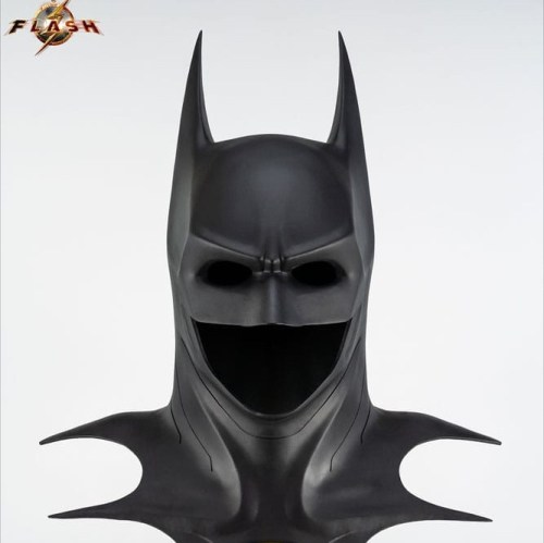 Batman Cowl The Flash DC Comics 1/1 Replica Scale by Pure Arts